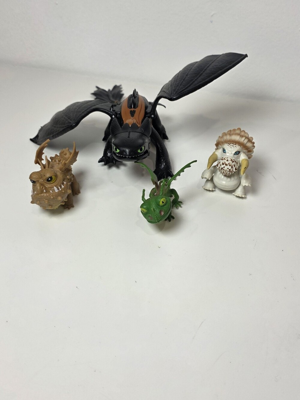 ⭐️ How To Train Your Dragon Toothless & Dragon Friends Toy Set
